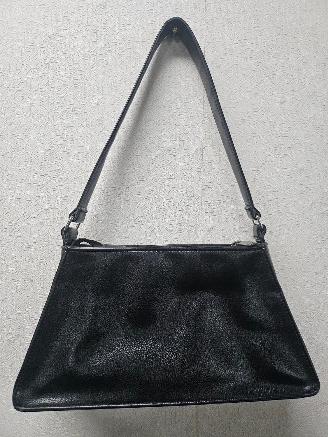 아디다스 블랙 숄더백 상품이미지2