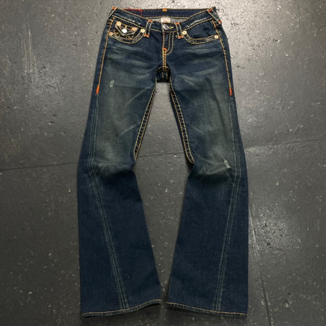 27 트루릴리전 조이 수퍼 티 부츠컷 청바지 상품이미지1