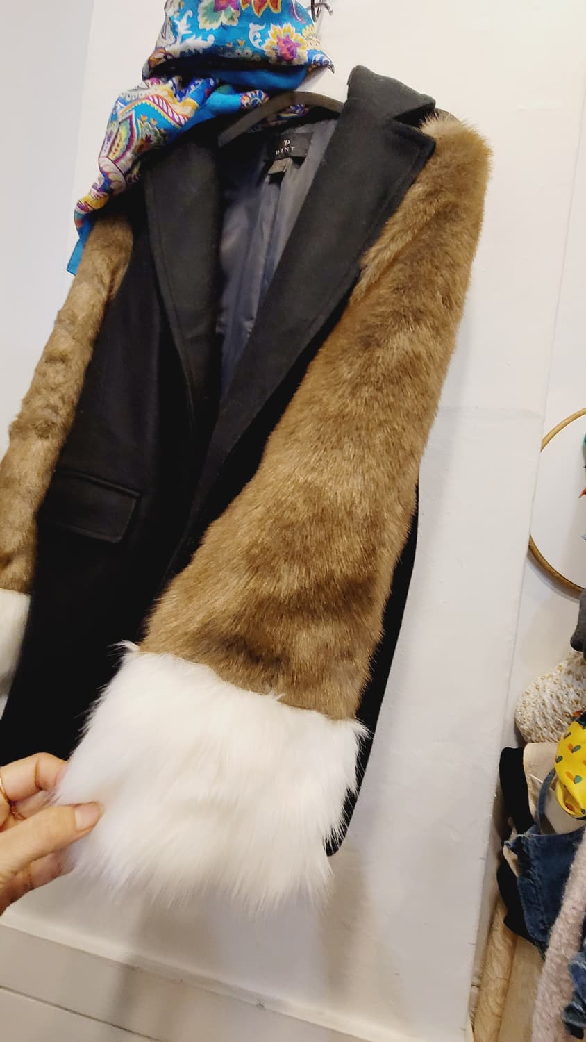 딘트 에코밍크 퍼코트 상품이미지2