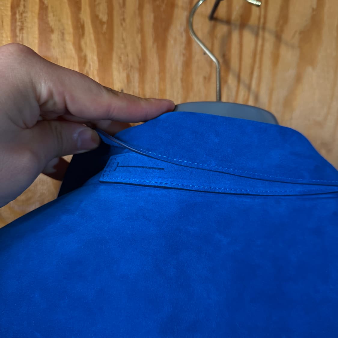 톰포드 25 f/w 스웨이드 자켓 판매 합니다. 상품이미지10