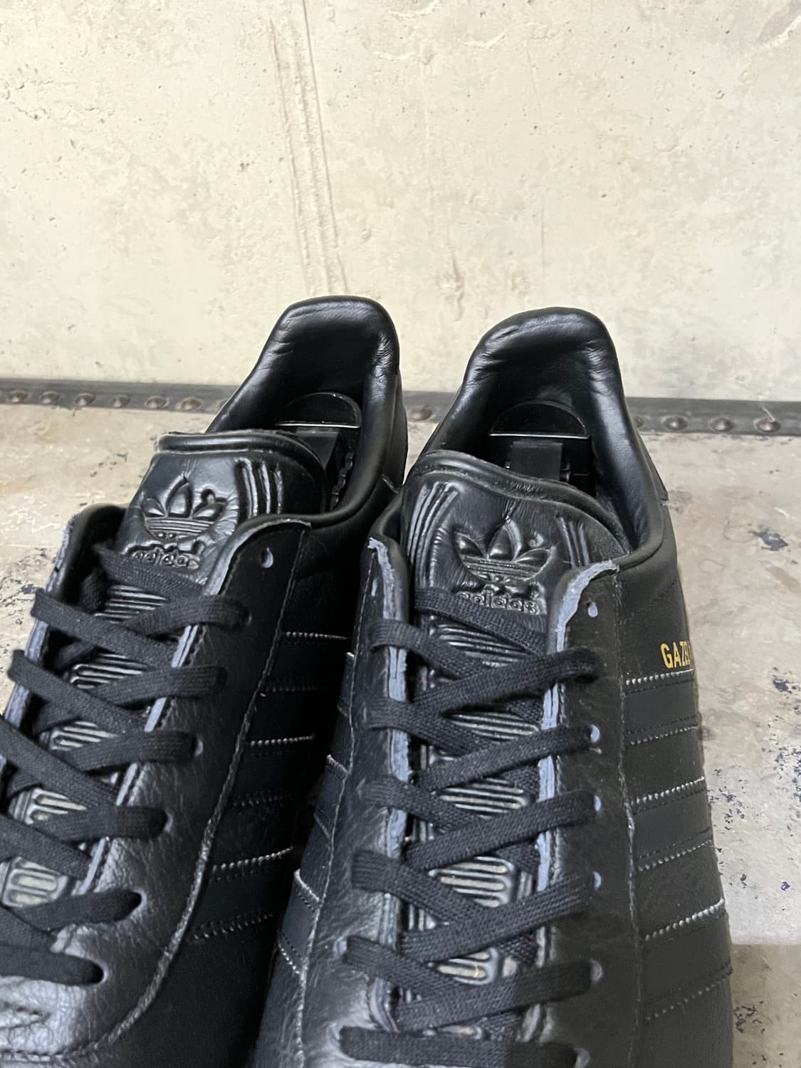 ADIDAS Gazelle Leather Black 상품이미지6