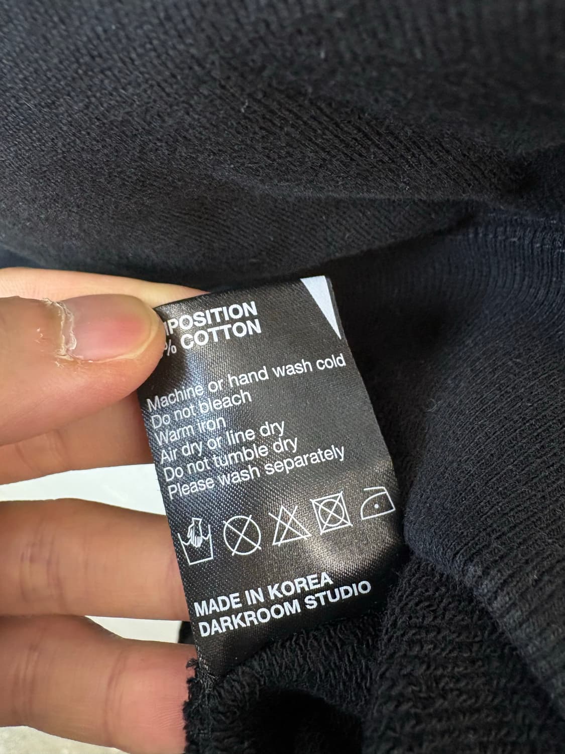 다크룸 서울 블랙 후드티 상품이미지9