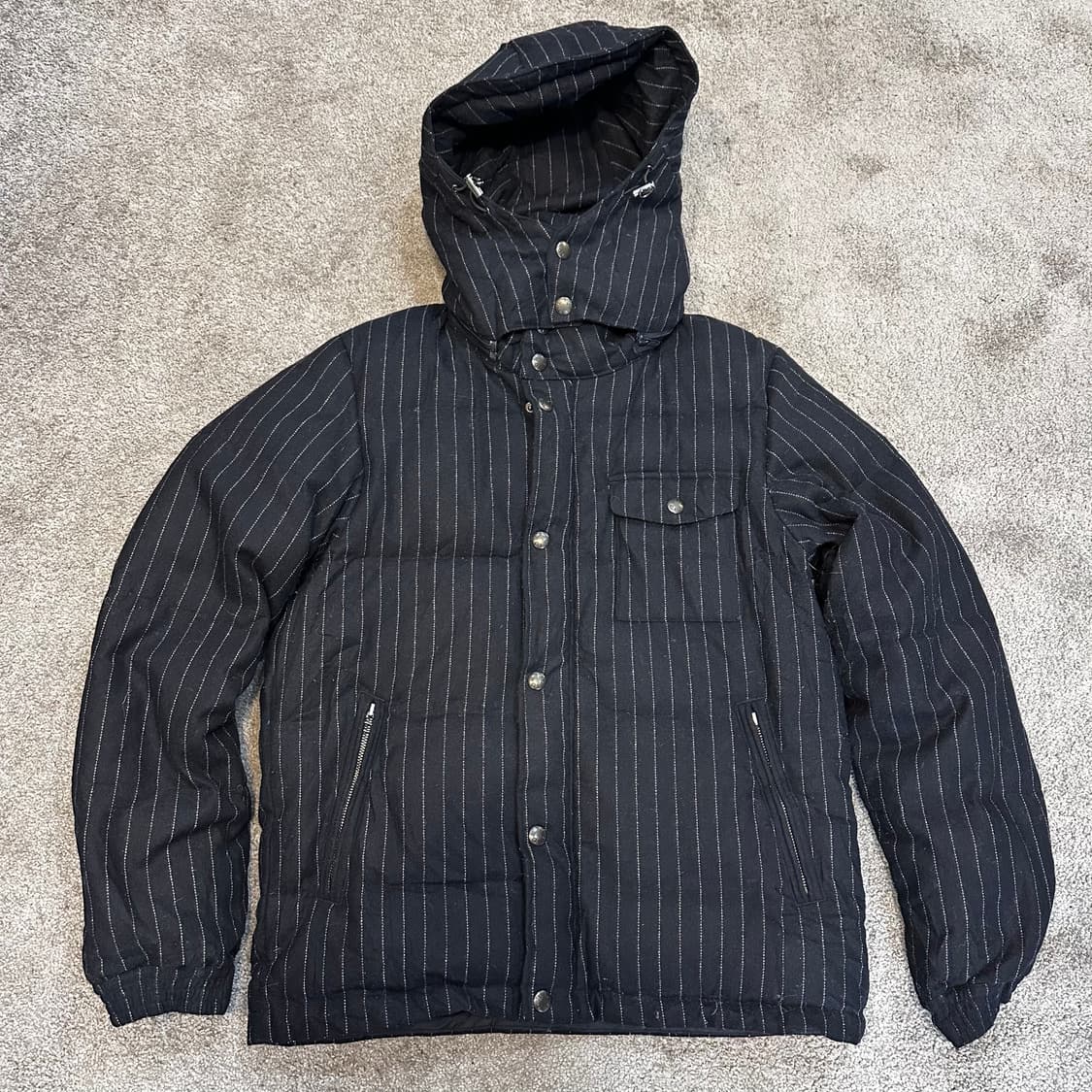 그린라벨릴렉싱 네이비 네크비조 울 스트라이프 다운 자켓L 상품이미지1