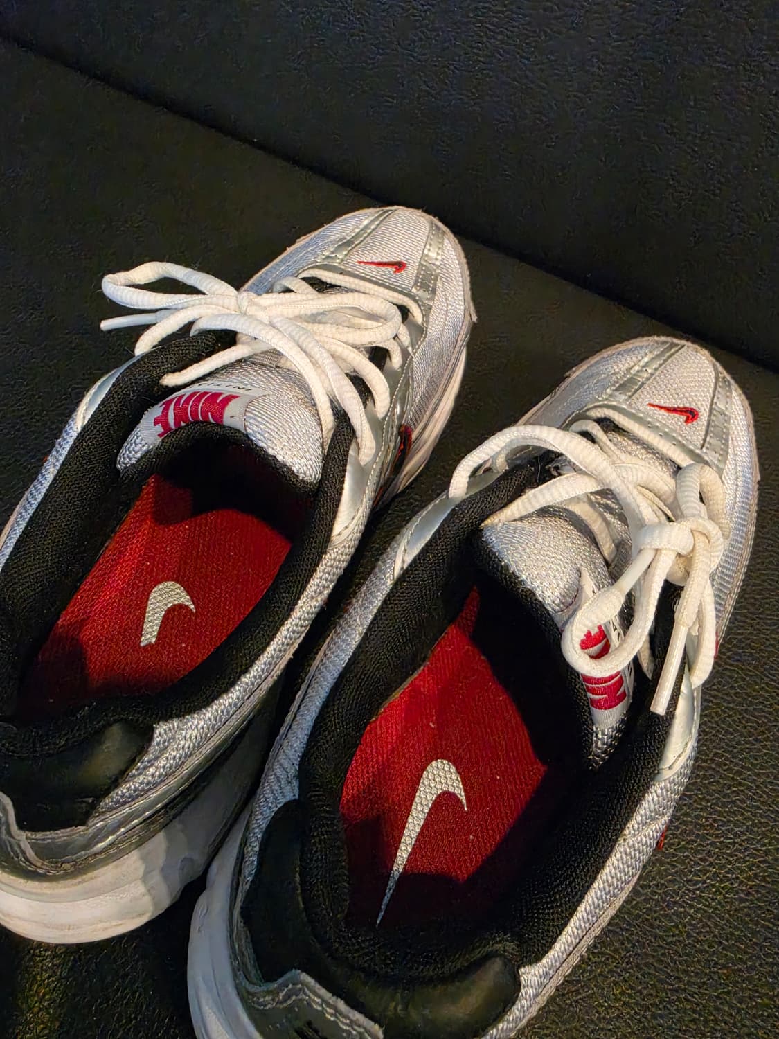 나이키 이니시에이터 런닝화 실버/레드 상품이미지7