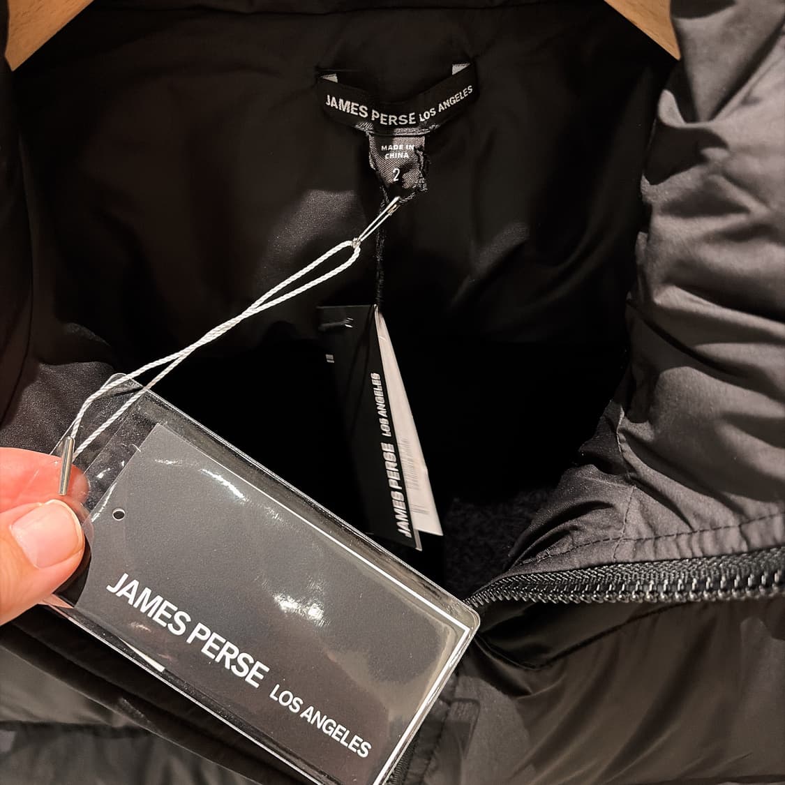 (정품/새상품) 제임스 펄스 남성 블랙 구스다운 니트 슬리브 패딩 자켓 상품이미지3