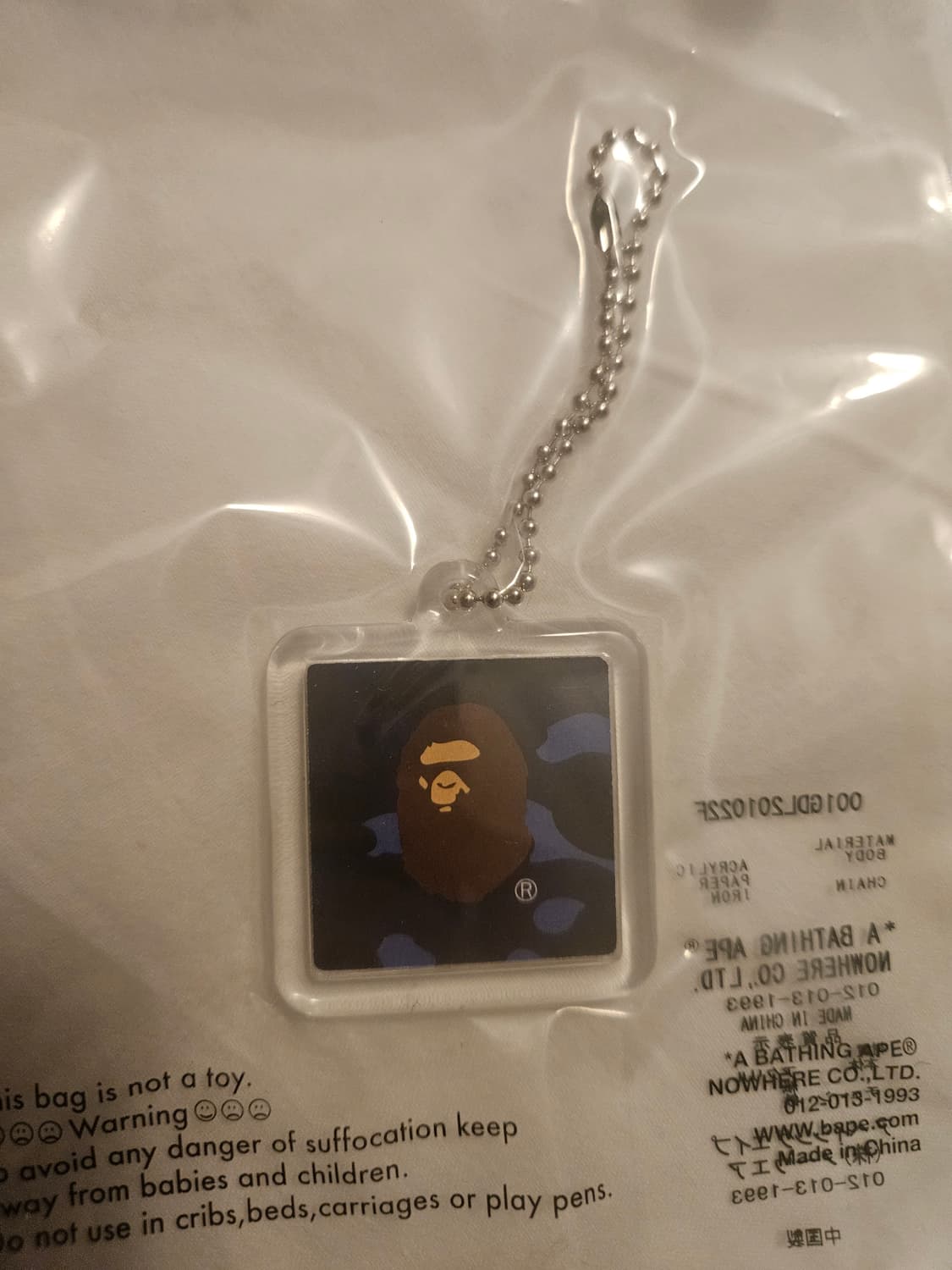 베이프 컬러 카모 키체인 네이비 새상품 상품이미지3