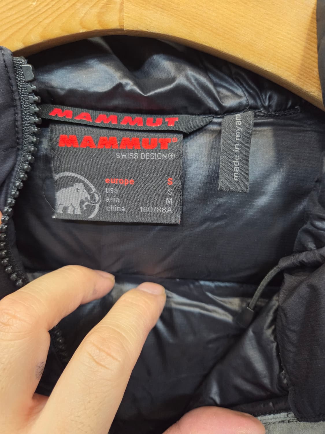 마무트 투웨이 퍼텍스 750 다운필 구스다운 패딩 s 상품이미지5