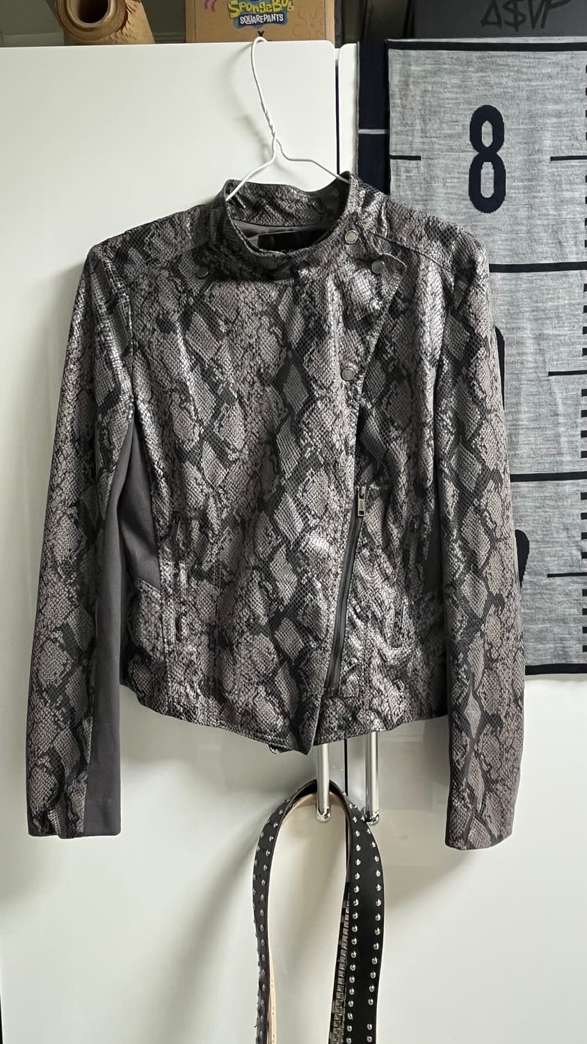 코데즈컴바인 파이톤 사선스냅 레더자켓 상품이미지1