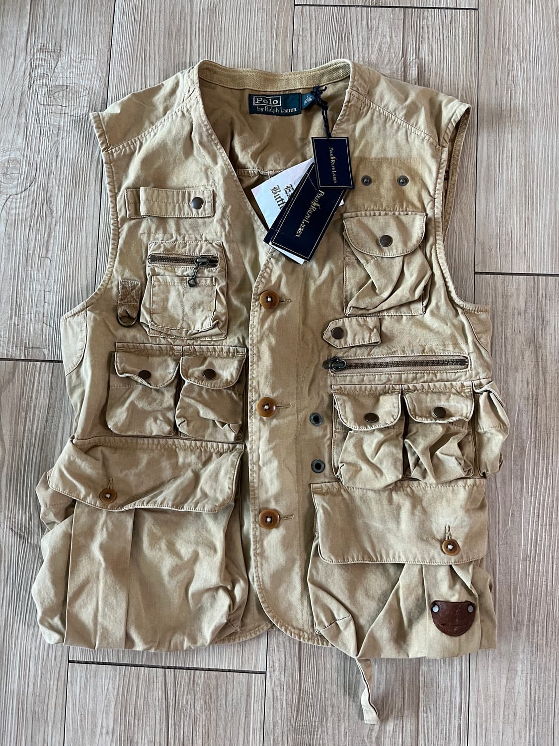 폴로 랄프로렌의 베이지색 헌팅 베스트 상품이미지1