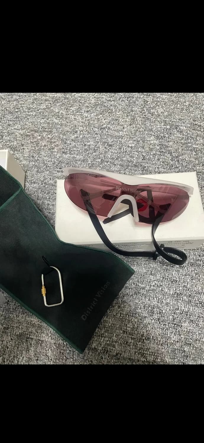 디스트릭트 비전 코하루 팔아요 블랙로즈 상품이미지1