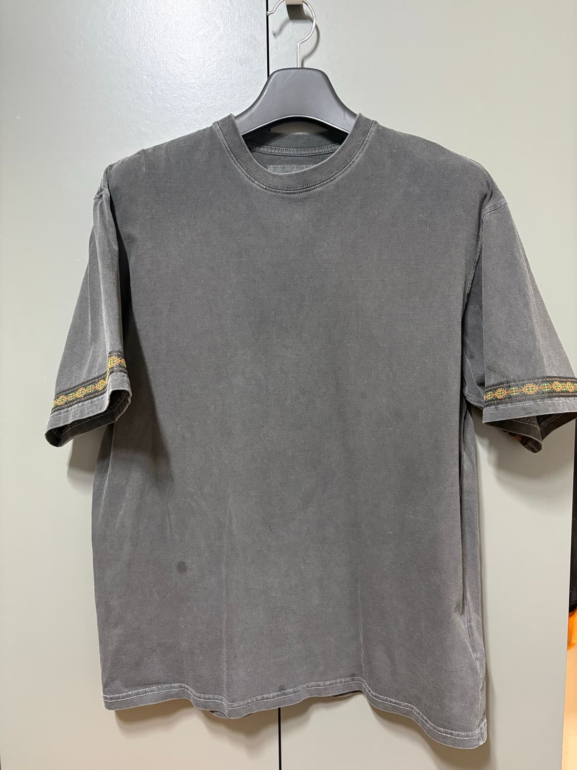 SUSTAIN 페이즐리 자카드 티셔츠 1사이즈 상품이미지1