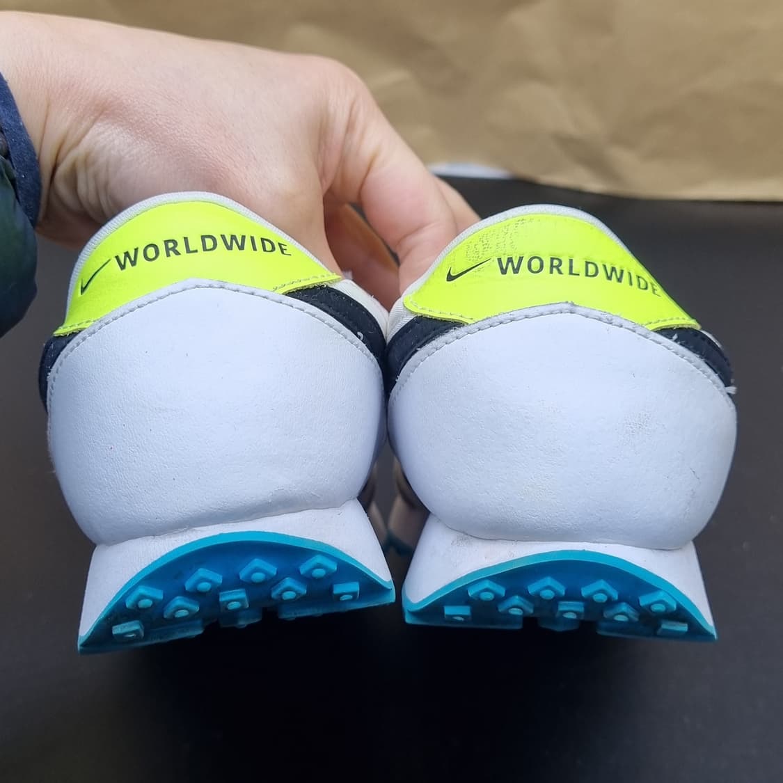 나이키 데이브레이크 월드와이드 여성운동화235  상품이미지4