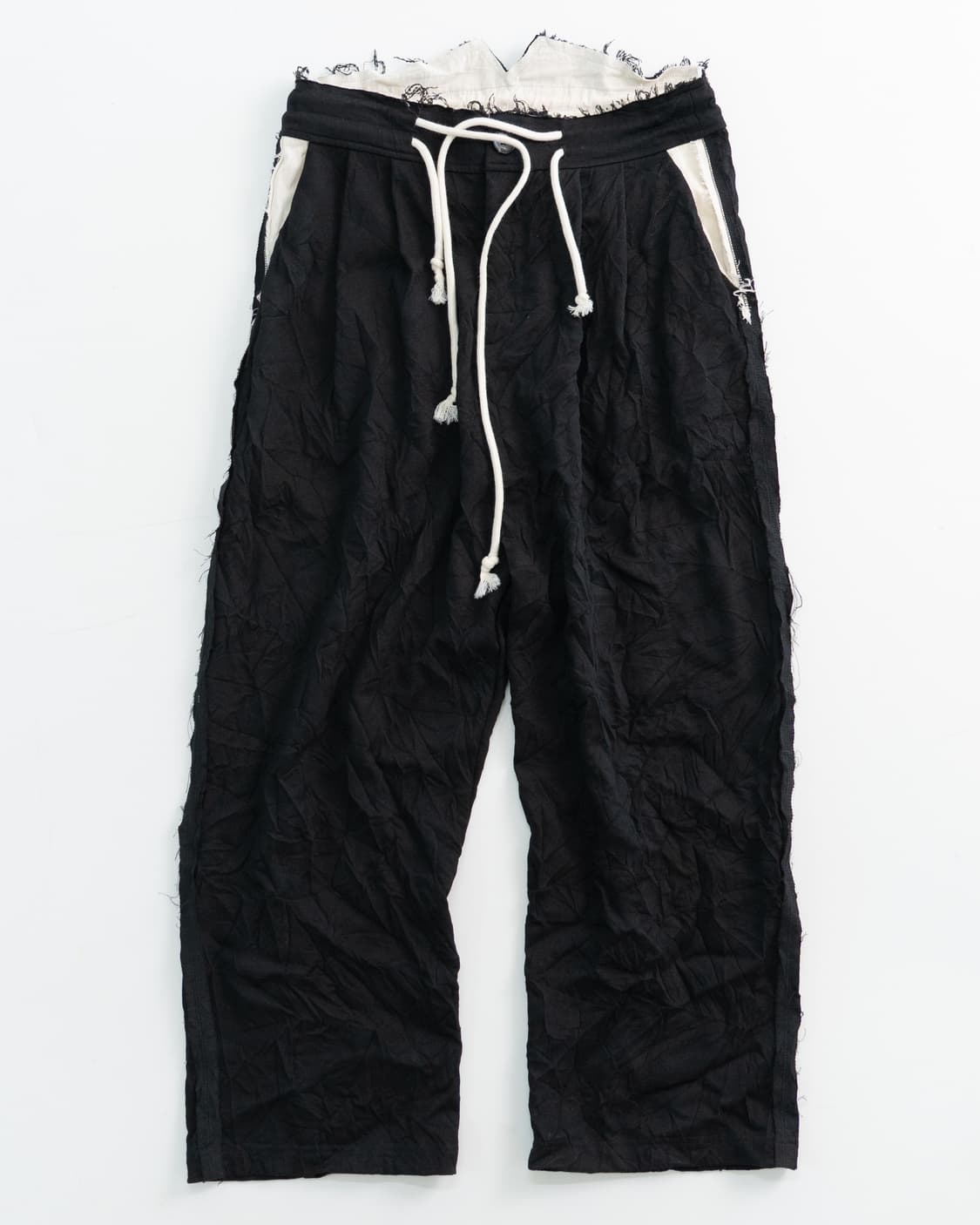 Faineant (페네앙) 인앤아웃 절개 디테일 울 혼방 와이드 팬츠 ( 상품이미지1