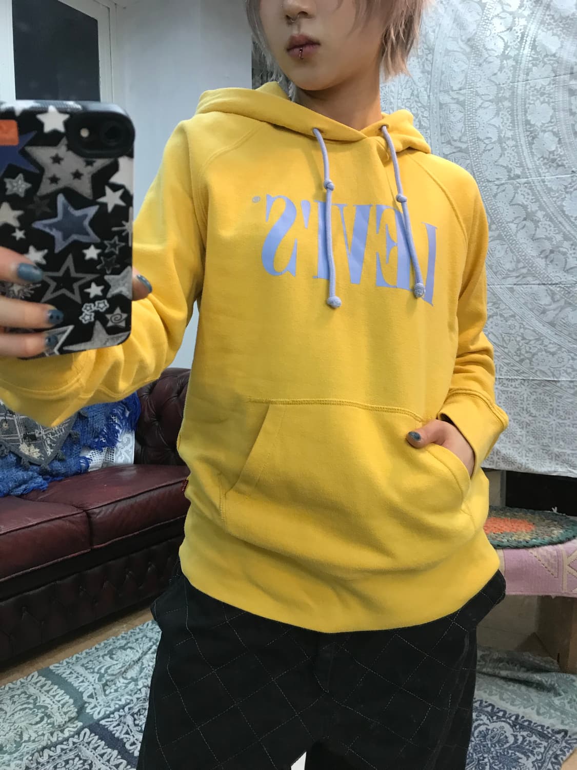 리바이스 여성 빅로고 프린팅 후드티  상품이미지1