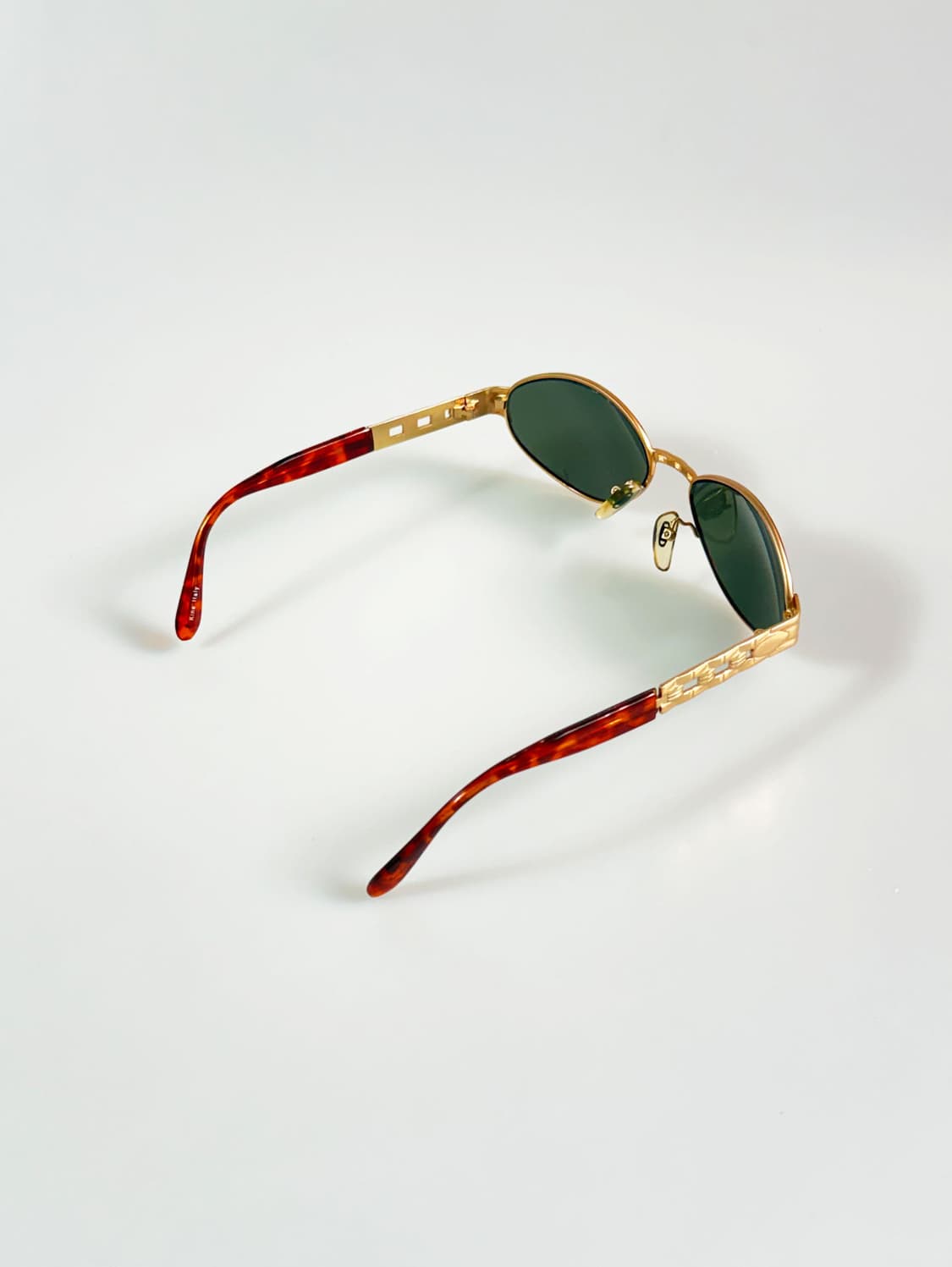 90s KINE 골드 슬림 오벌 메탈 프레임 빈티지 선글라스 상품이미지4