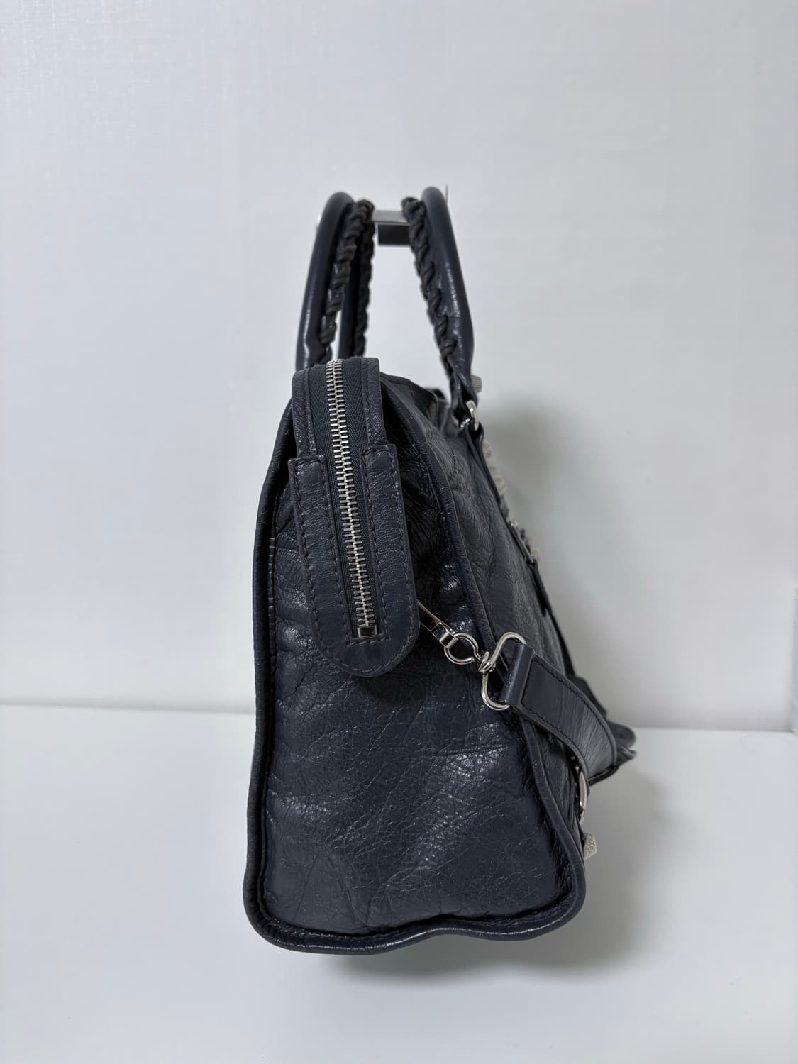 발렌시아가 자이언트 모터백 다크그레이 상품이미지2