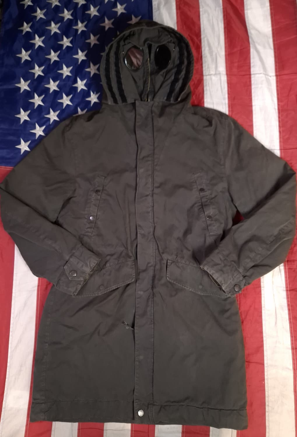 오리지날 C.P. 컴퍼니 고글 워싱 롱야상 상품이미지1