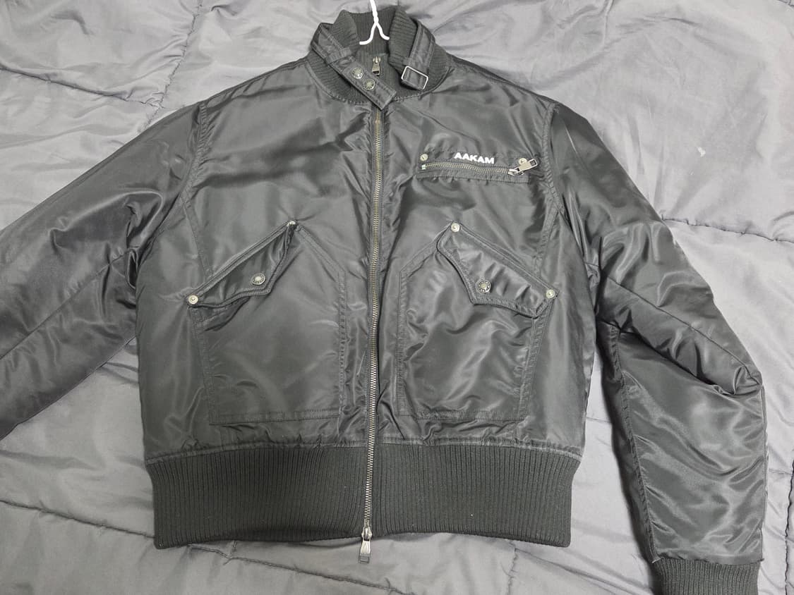 아캄 High-Neck Bomber Jacket (Black) 2사이즈 상품이미지2