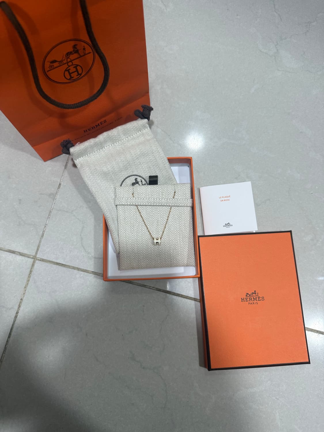 에르메스 미니 팝아슈 목걸이 풀박스 상품이미지1