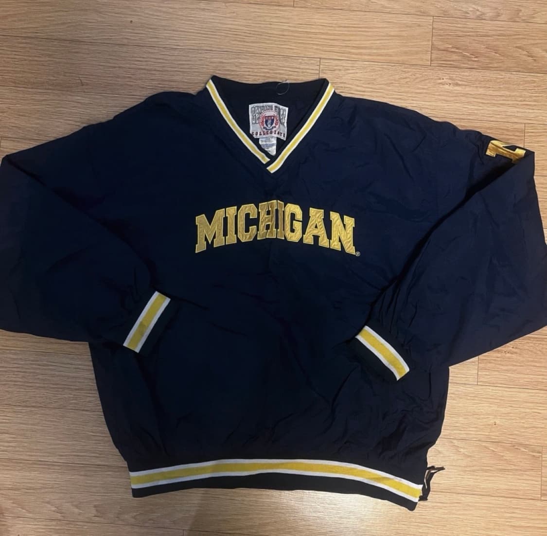 미시간 바람막이 맨투맨 상품이미지2