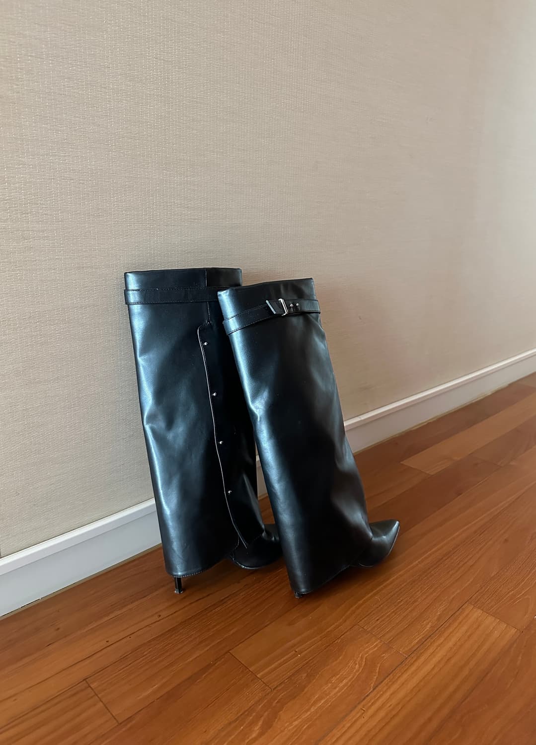 leather fold over long boots UK4 상품이미지1