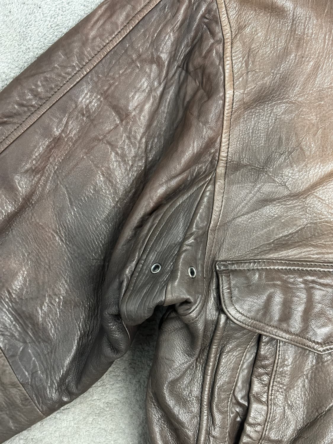 90s HUGO BOSS 에비에에터 레더 자켓 44 상품이미지7