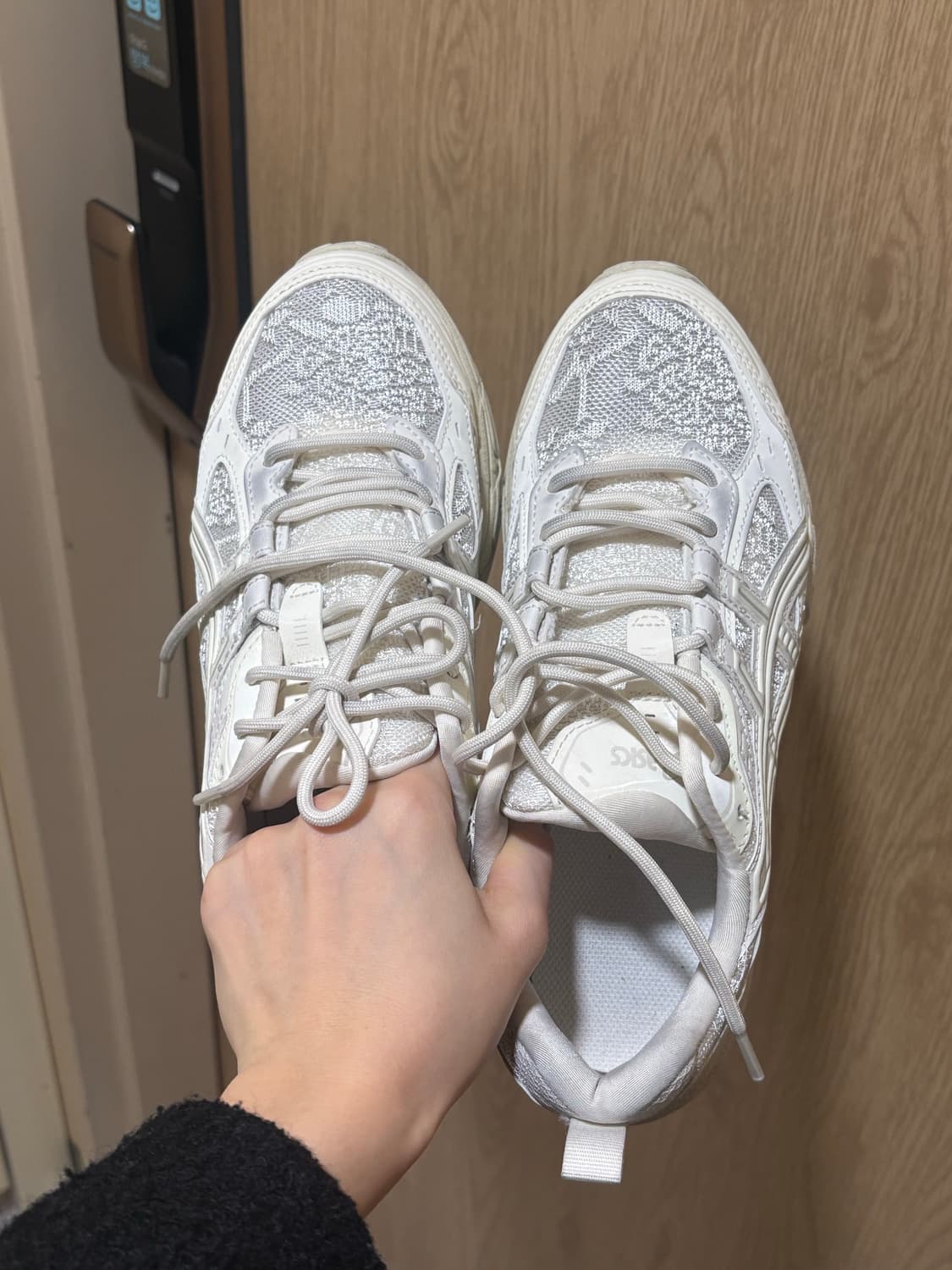 아식스 젤 누노비키 크림 퓨어 실버 245 상품이미지1