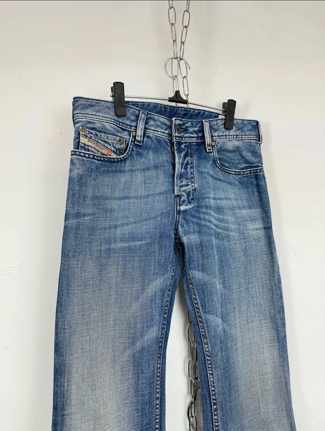 Diesel Distressed Indigo Bootcut Denim 상품이미지6