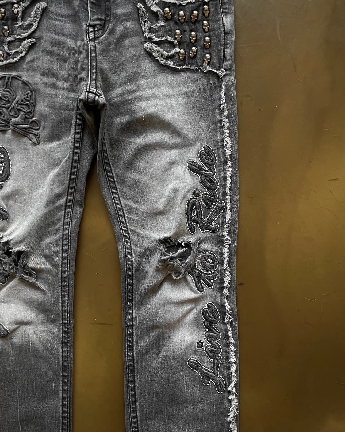 2000s Cloud 72 Skull Studed Denim Pants 상품이미지5