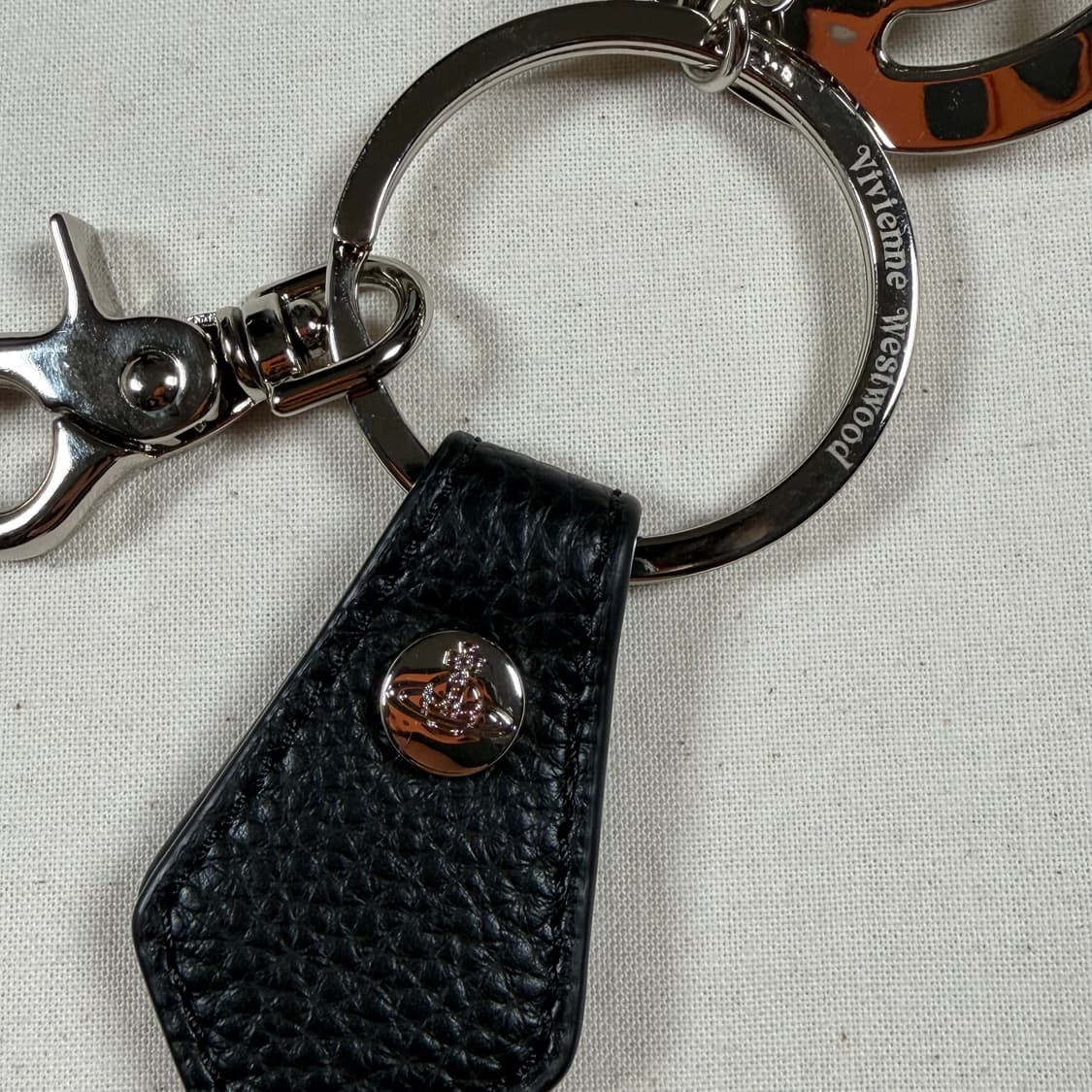 비비안 웨스트우드 ORB 키링 상품이미지5