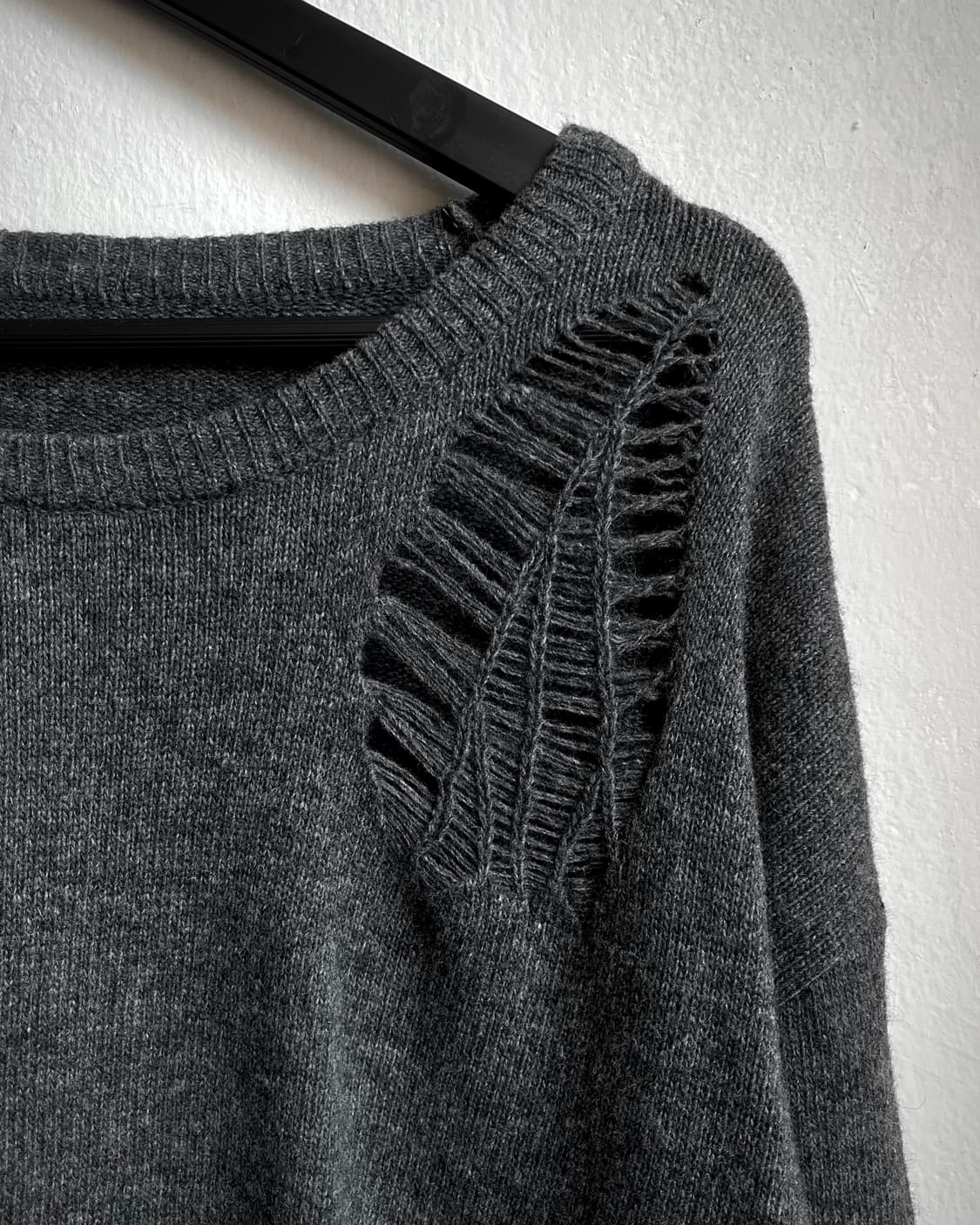 Jpn vintage Dsetroyed Detail Gray Knit 상품이미지4