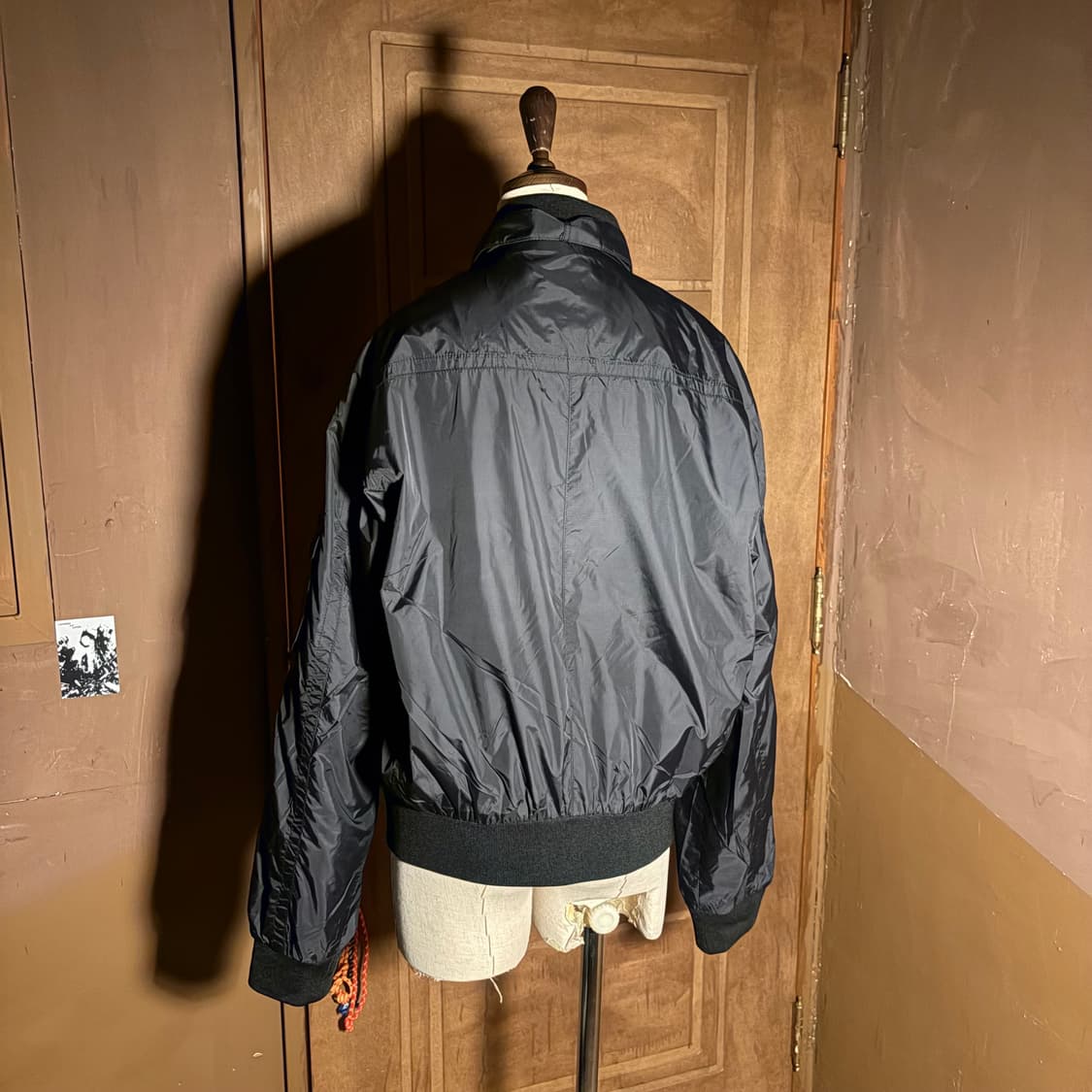 CALVIN KLEIN LIGHTWEIGHT UTILITY BOMBER 상품이미지3