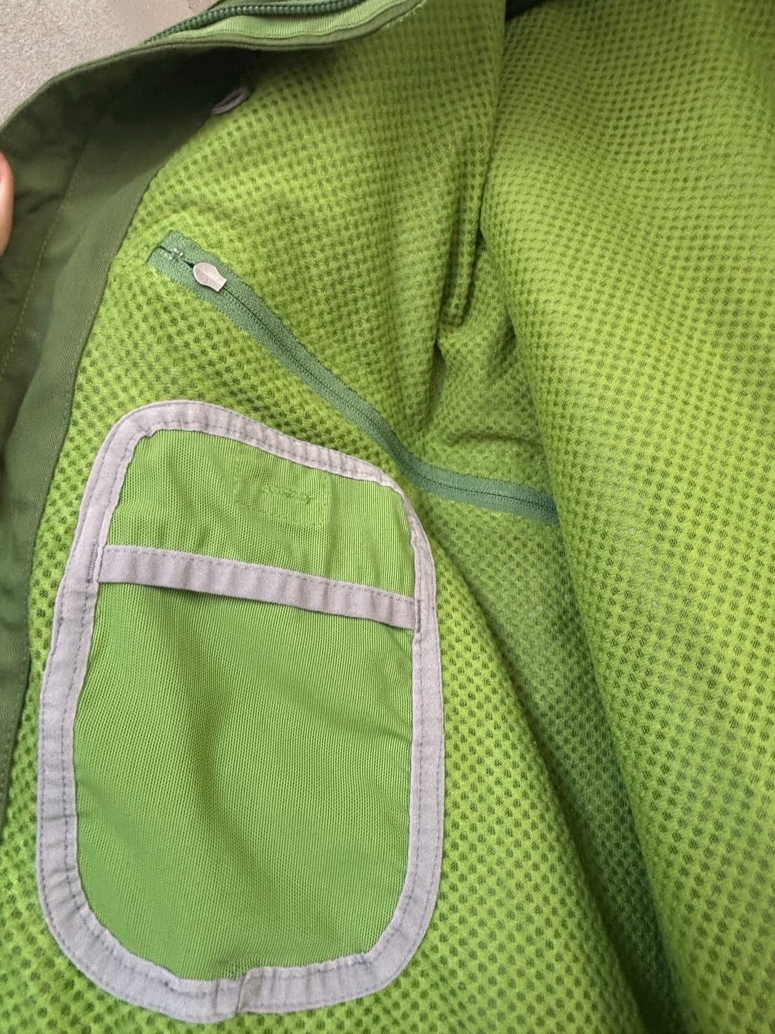 파타고니아 그린 소프트쉘 자켓 상품이미지4