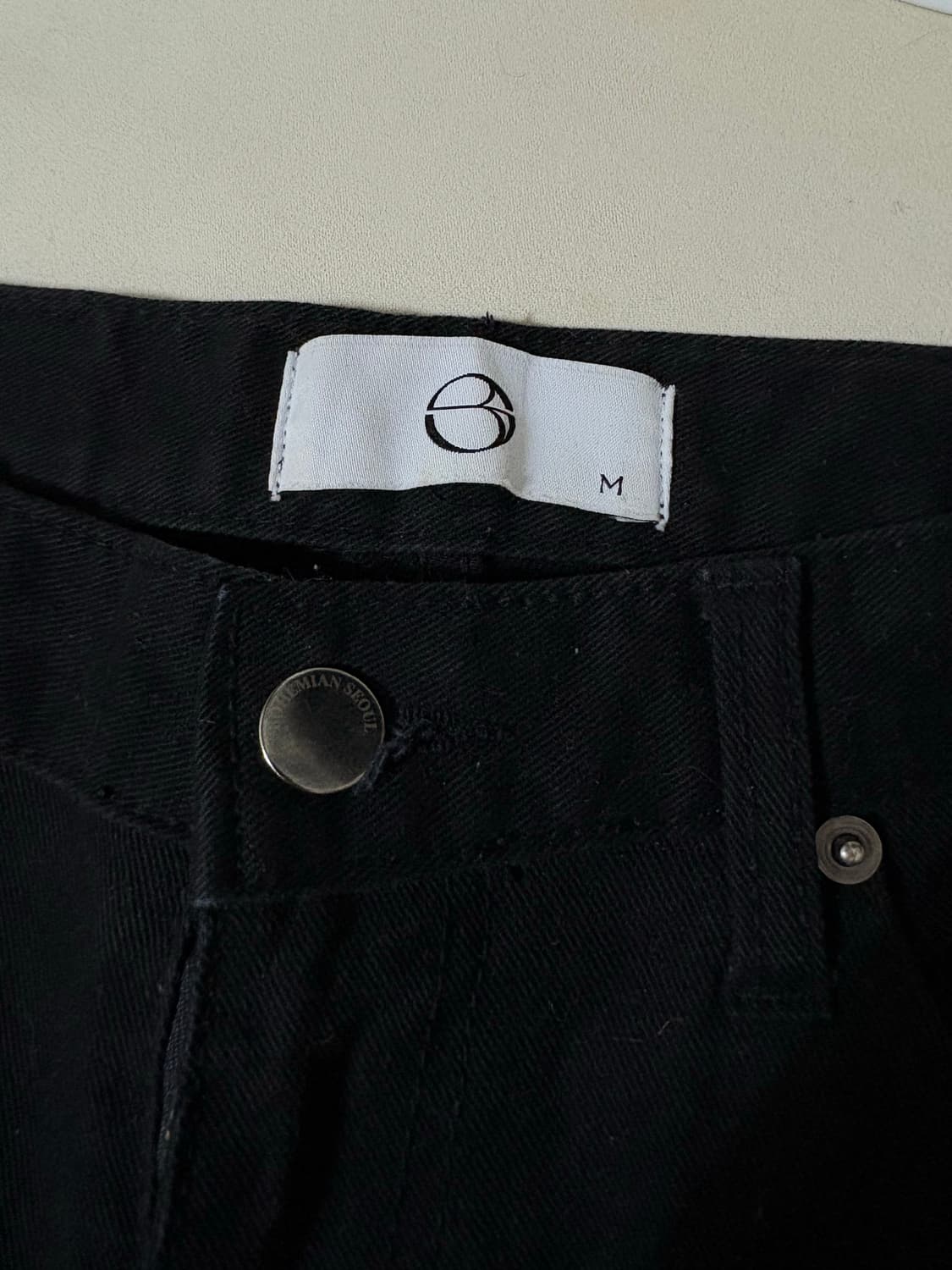 보헤미안서울 미드라이즈 부츠컷 블랙 팬츠 상품이미지3