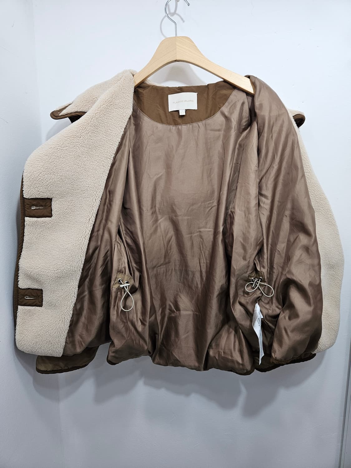 22.FW 플라스틱아일랜드 뽀글이 안감 폴리 패딩 S 상품이미지8