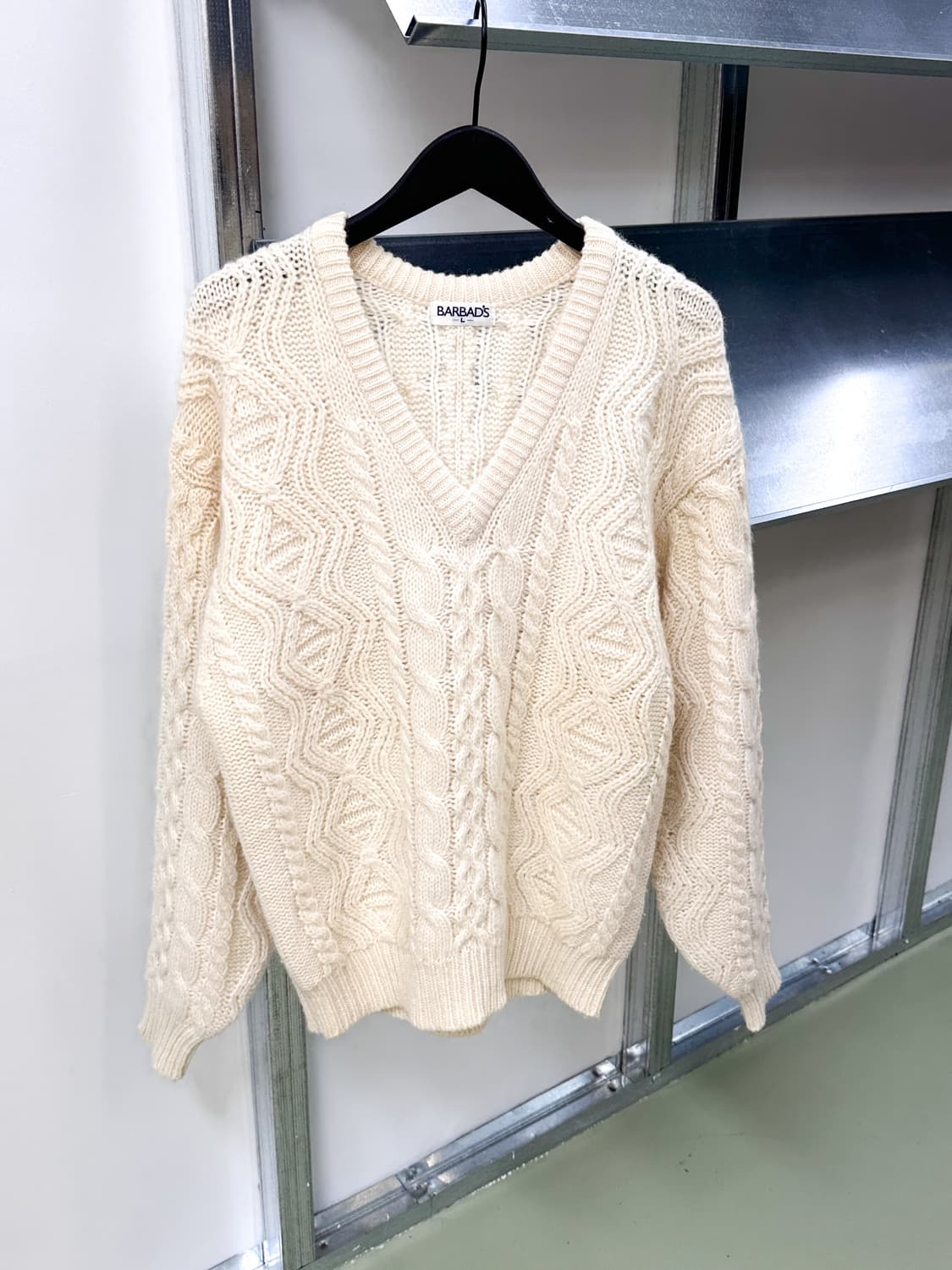 cream cable v knit 상품이미지2