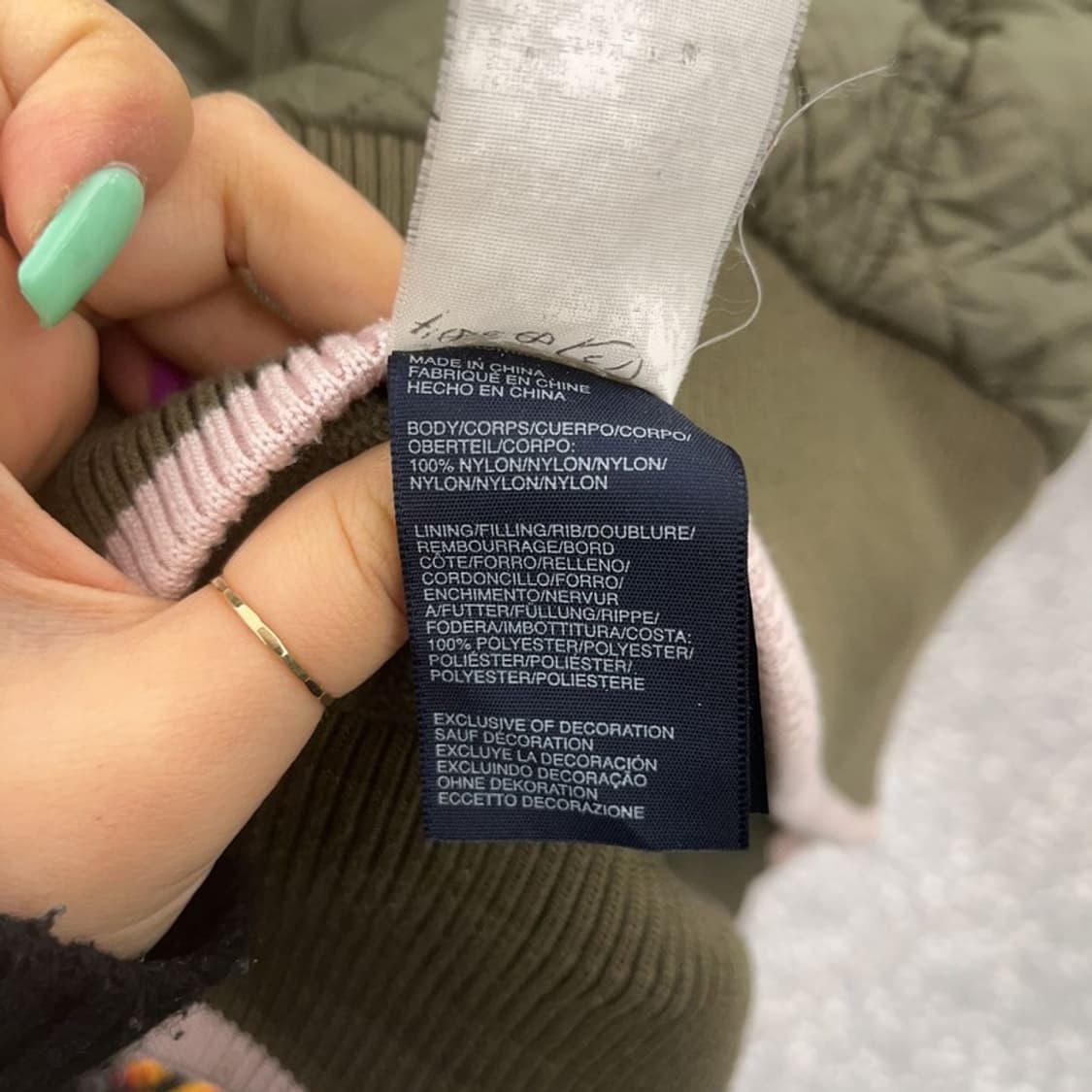 타미힐피거 슬림핏 말차카키 경량 패딩 조끼 S C07287 상품이미지7