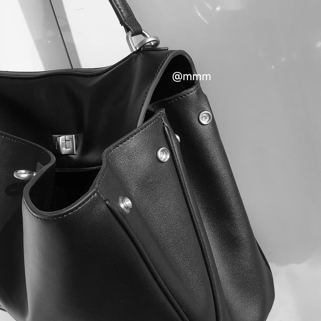 [Unisex] 데오 소가죽 크로스백 상품이미지7