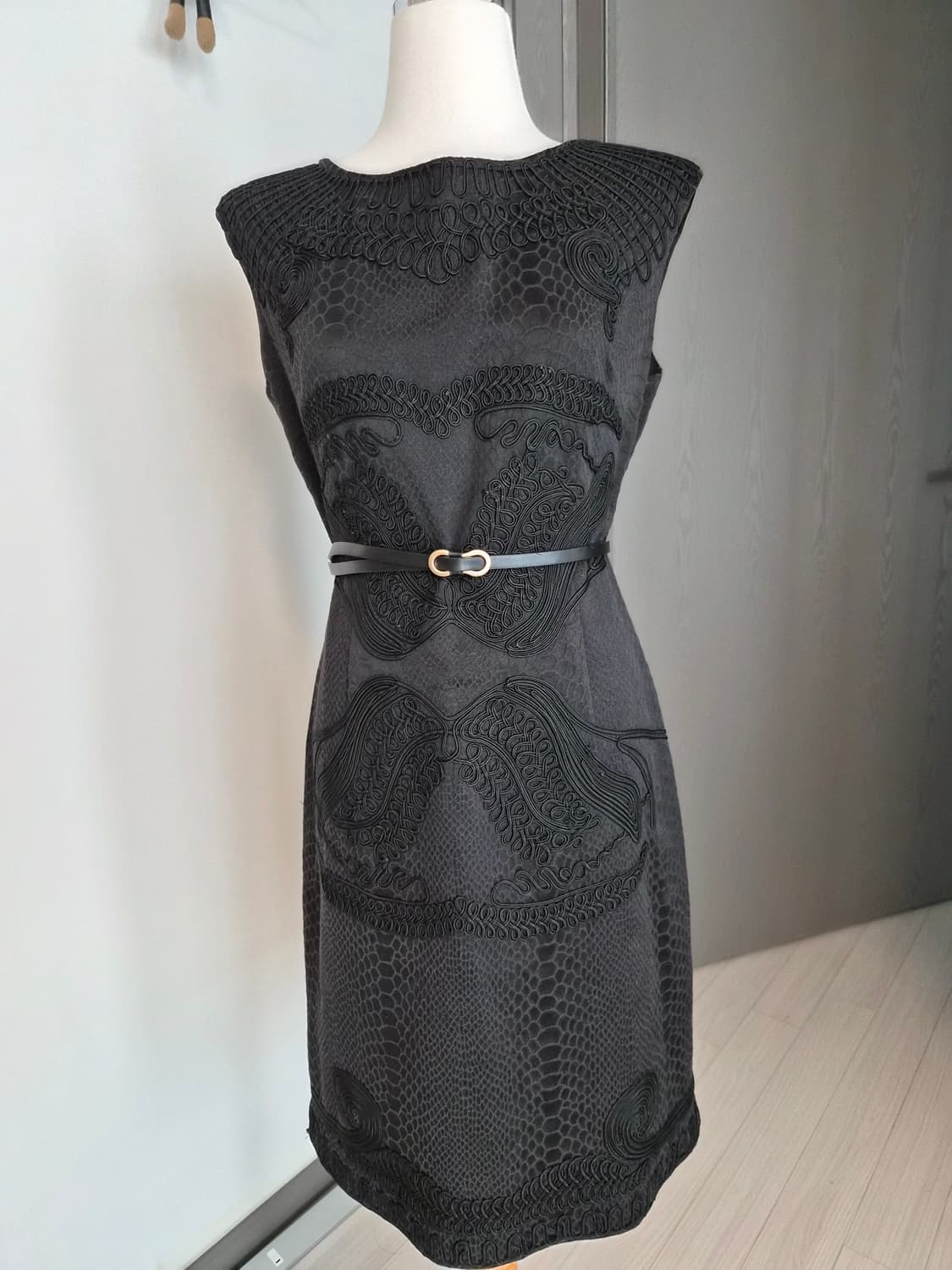 [디자이너 브랜드] WANG YU 입체 코딩 자수 럭셔리 원피스 상품이미지2