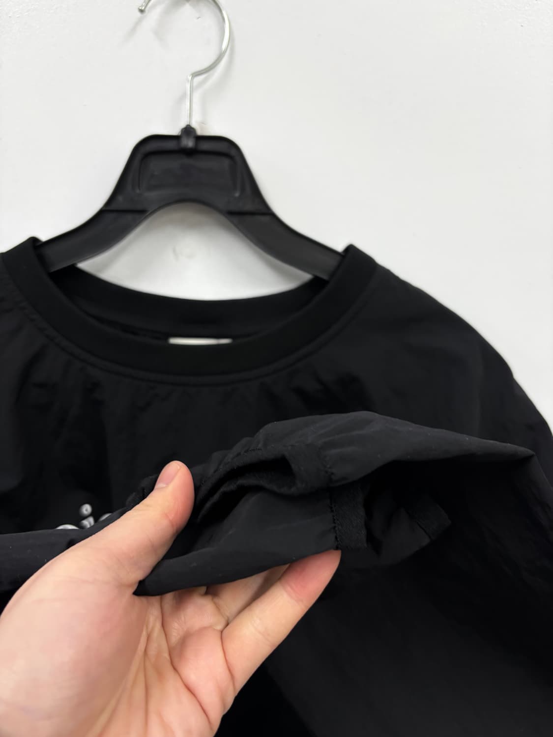 OiOi 나일론 우먼 크롭 긴팔티 상품이미지3