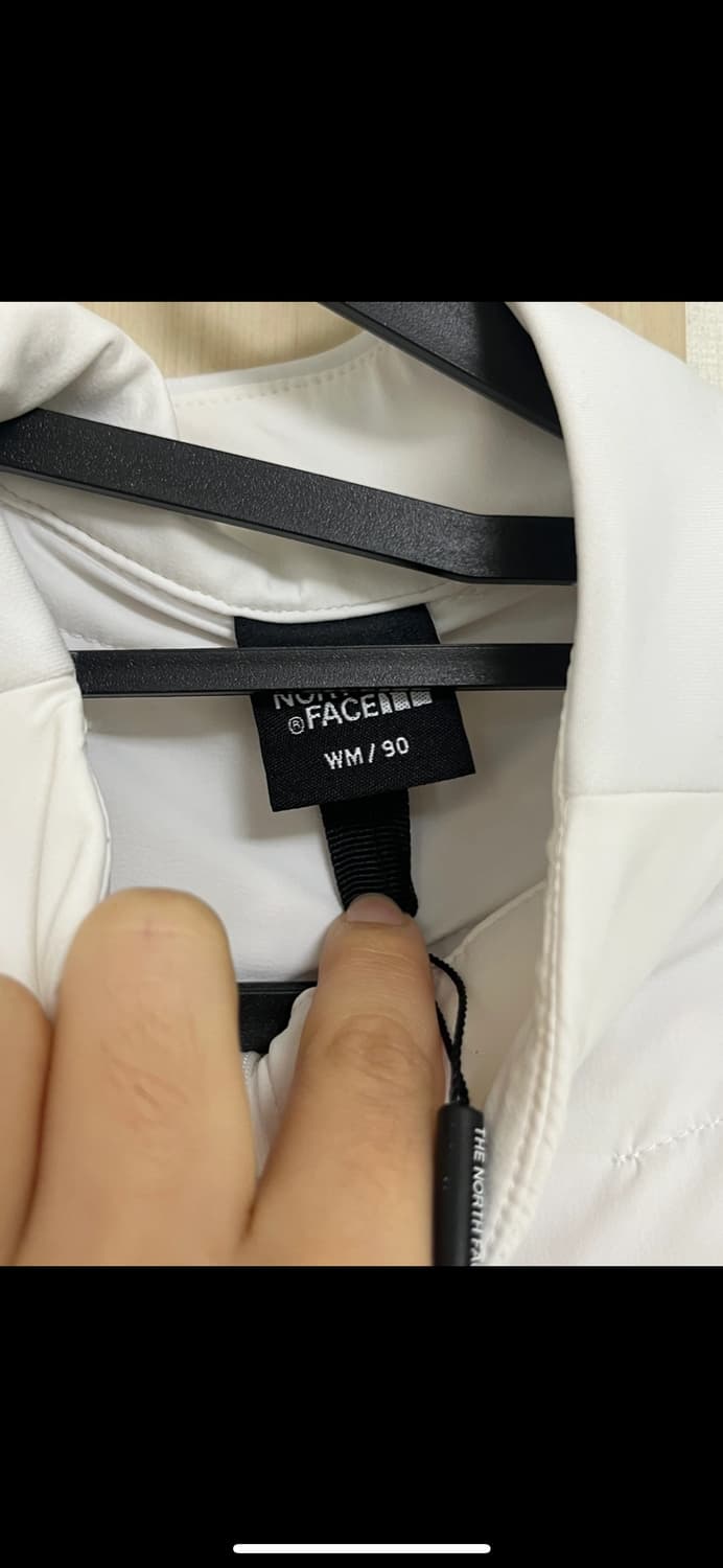 노스페이스 경량패딩 등산 필드 캠핑 새상품 상품이미지4