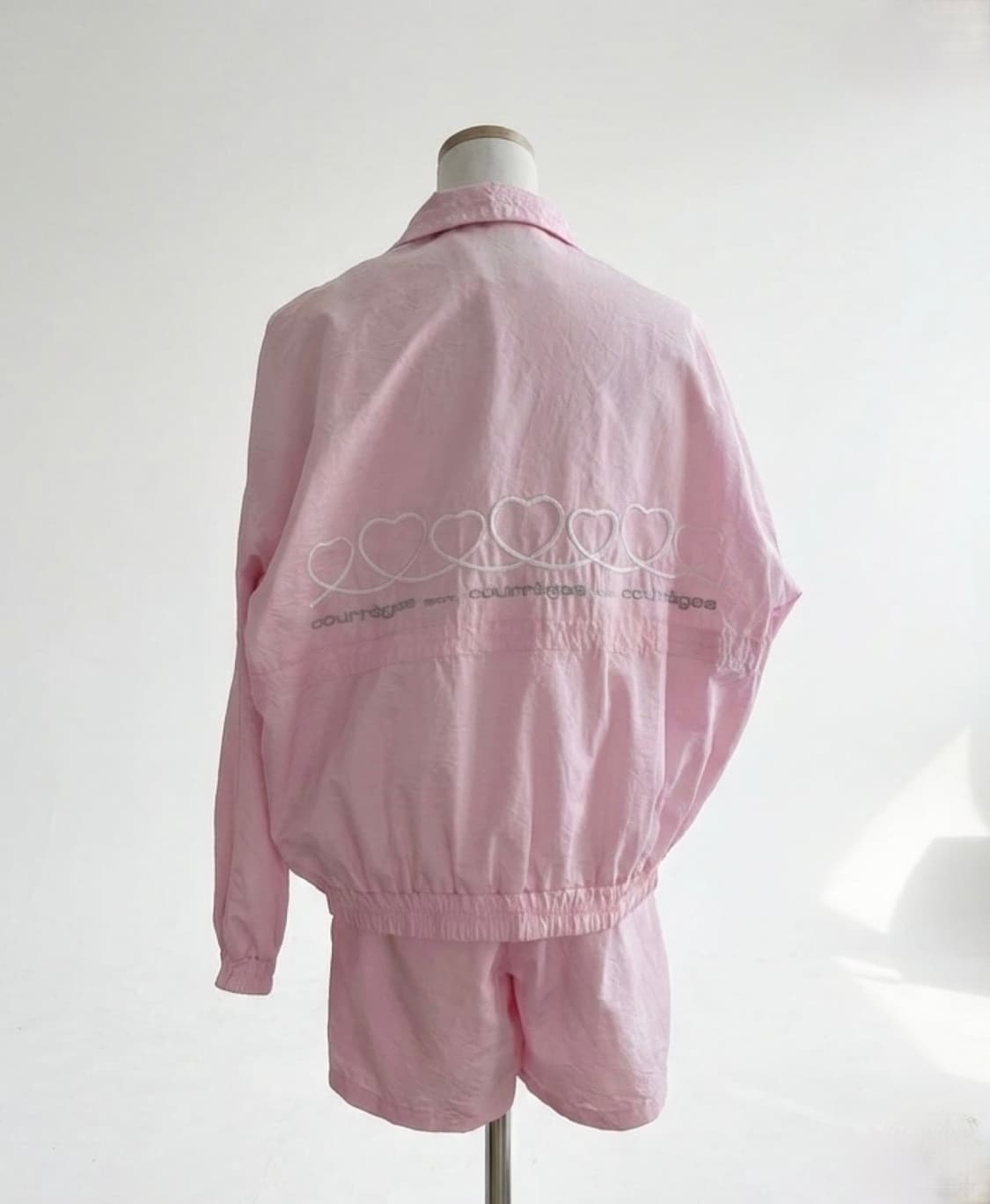 꾸레쥬 트레이닝 셋업 상품이미지1