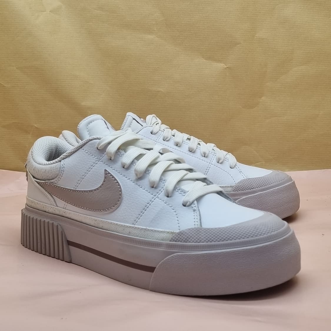 나이키 코트 레거시 리프트 스니커즈 230 상품이미지1