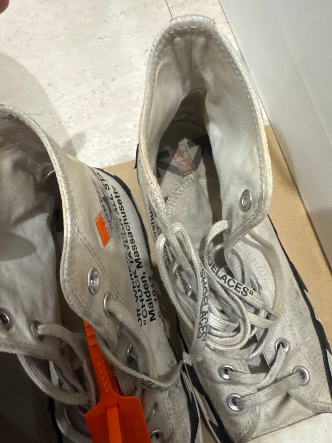 오프화이트 컨버스 270 상품이미지4