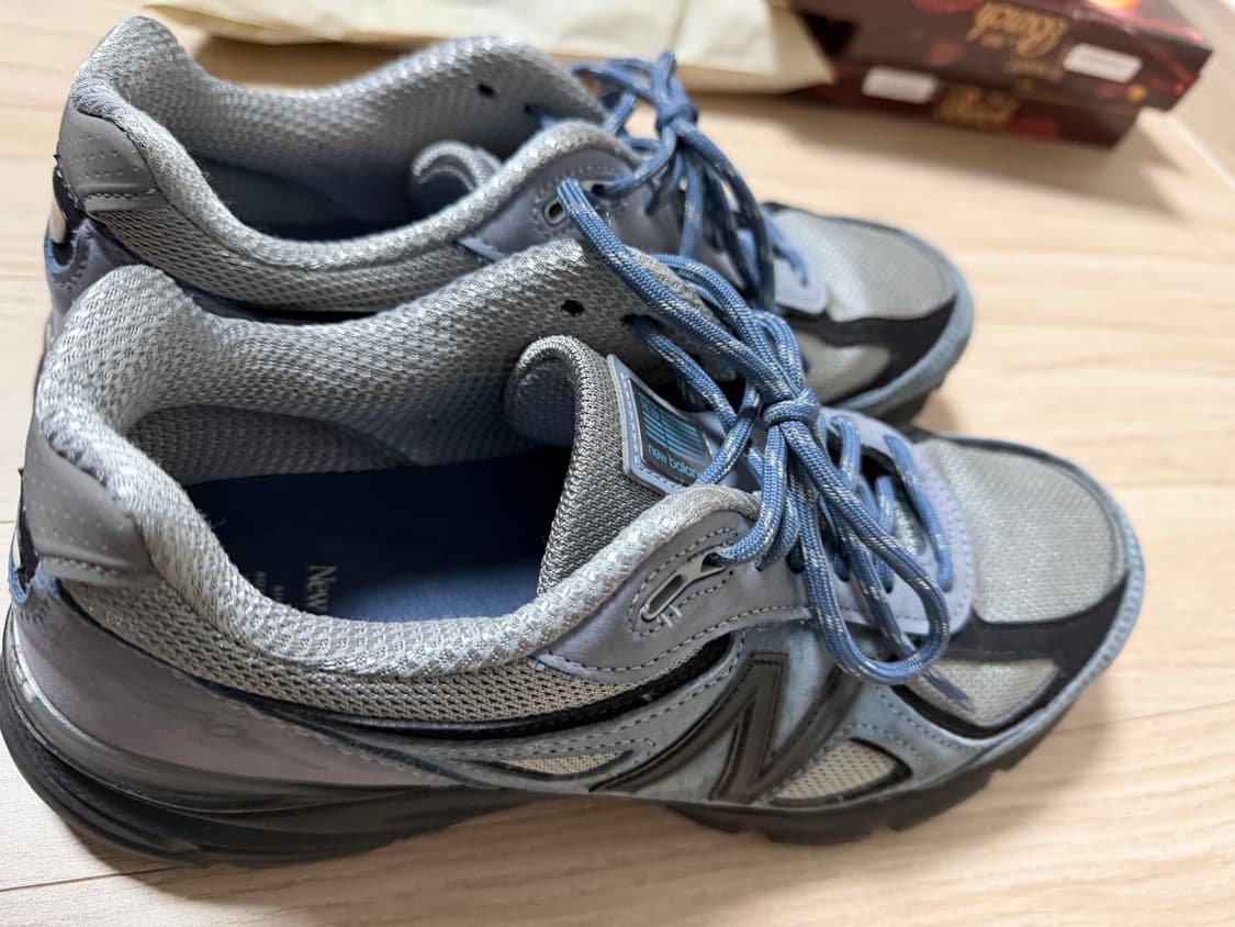 뉴발란스 990v4 아크틱그레이 275 상품이미지3