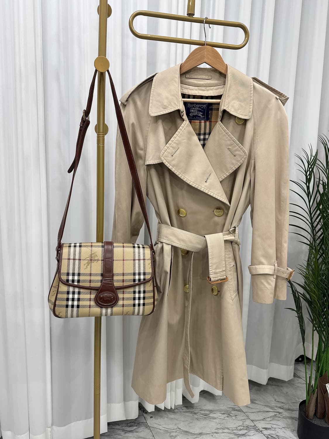 버버리 더블 트렌치 코트 상품이미지1