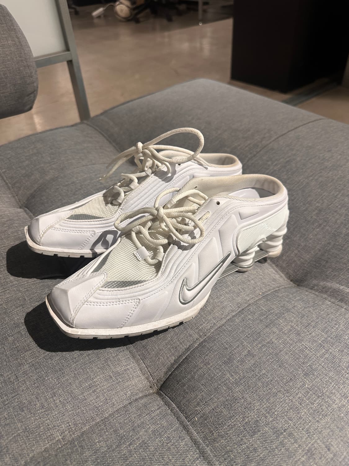 나이키 x 마틴 로즈 샥스 MR4 화이트 상품이미지3