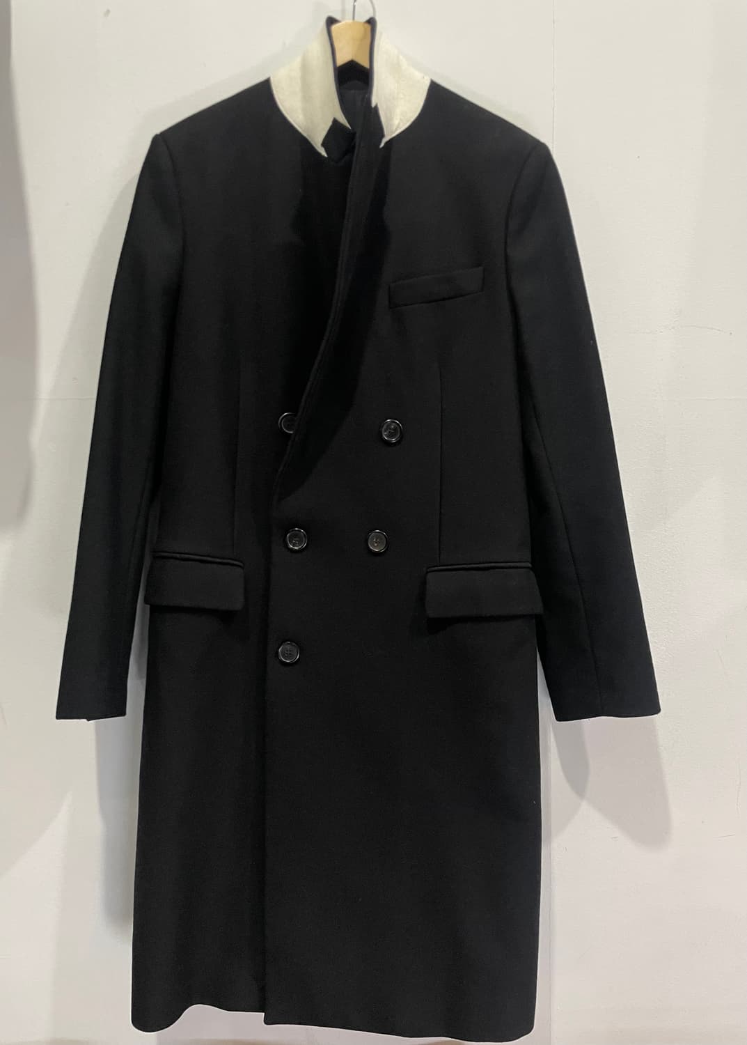 AMI 블랙 더블 코트 46 매장판 정품 상품이미지3