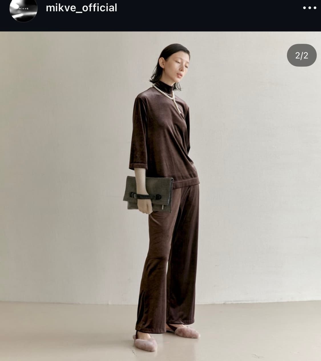 MIKVE 미크베 벨벳 소재 터틀넥 상하의 세트 55 상품이미지1