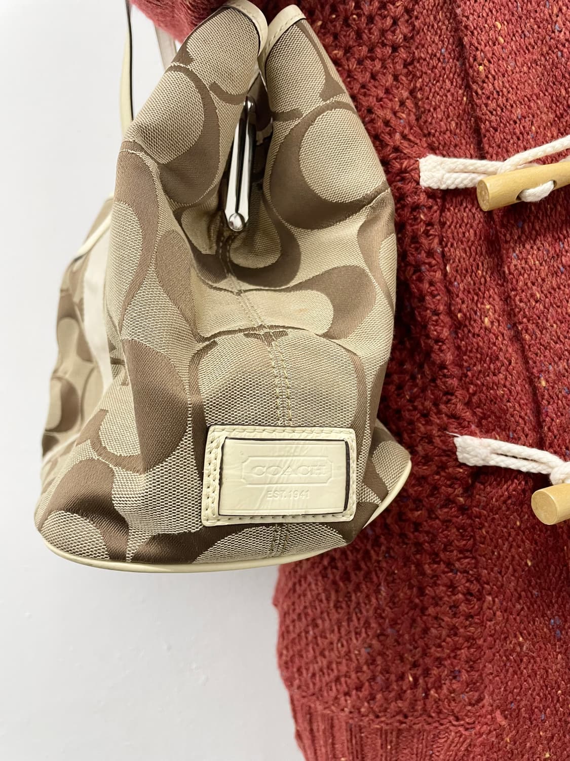 코치 자카드 시그니처 숄더백  상품이미지3